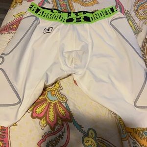 YXL under armor compression shorts with slight pad